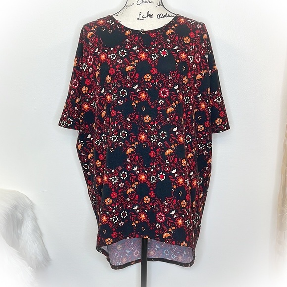 💕Like New Gorgeous Red Floral Lularoe Irma Tunic Top💕 - Picture 2 of 11